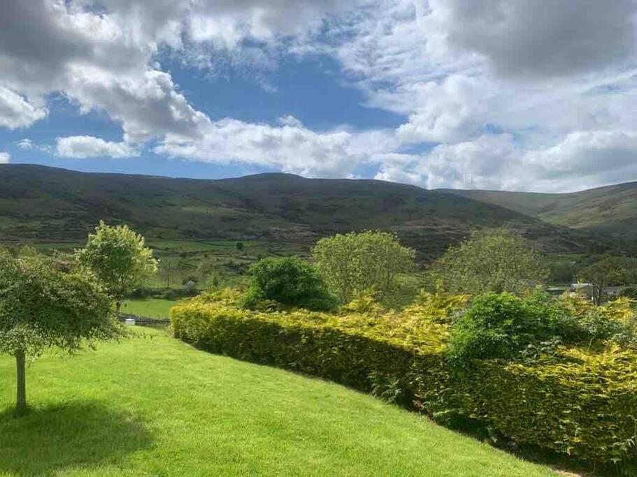 Mountain House Omeath Near Carlingford Villa O Meith Exterior photo