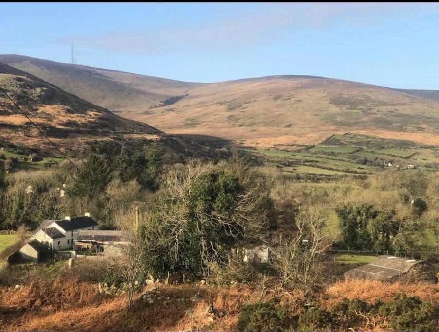 Mountain House Omeath Near Carlingford Villa O Meith Exterior photo