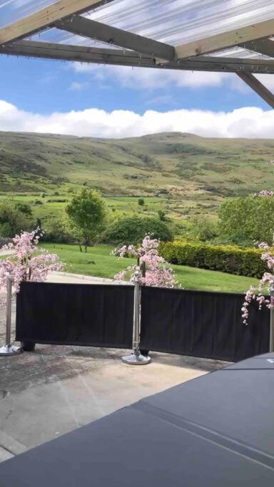 Mountain House Omeath Near Carlingford Villa O Meith Exterior photo